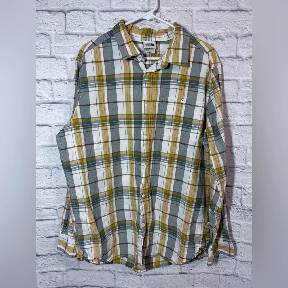 The North Face Men's Plaid Shirt in Green and Yellow, XL